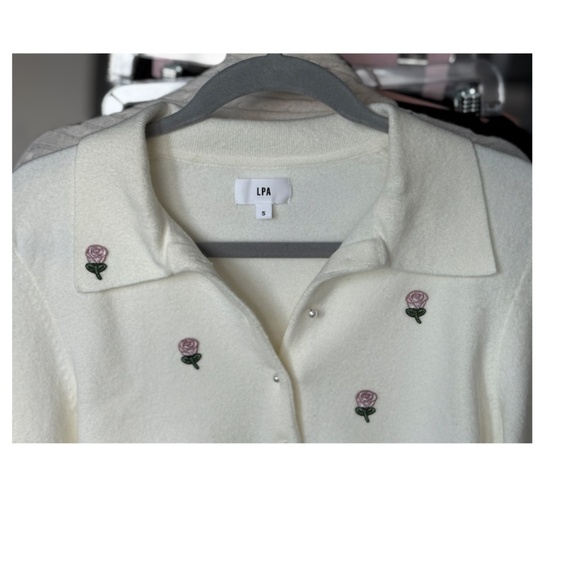 LPA White Floral Cropped Cardigan Size Small- matching NWT dress in storefront - Picture 7 of 16